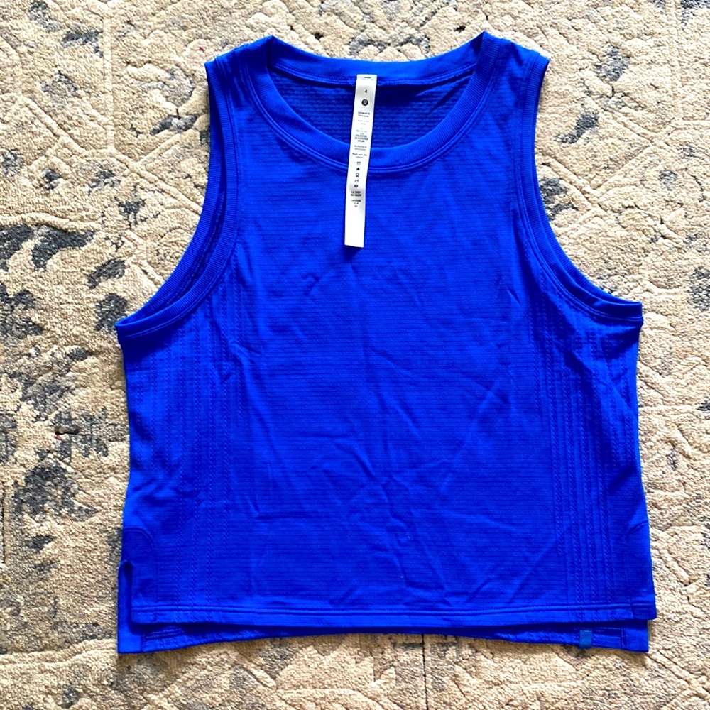 Lululemon Train to Be Tank